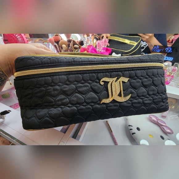 Juicy Couture Cosmetic Travel Bag - Picture 3 of 6